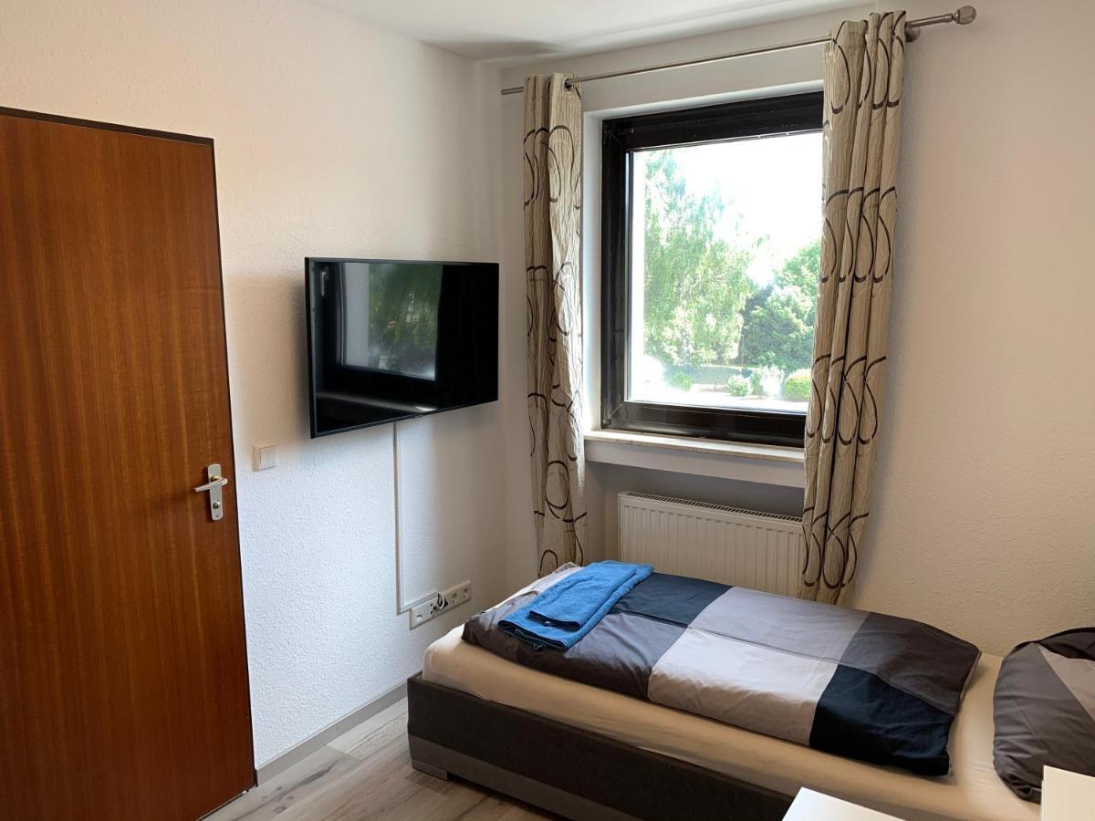 Apart-Hotel Rheinischer Hof Dormagen Buitenkant foto