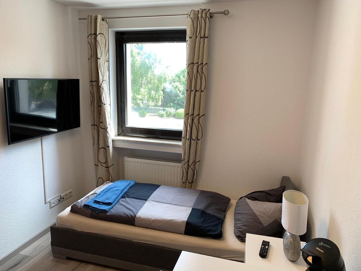 Apart-Hotel Rheinischer Hof Dormagen Buitenkant foto