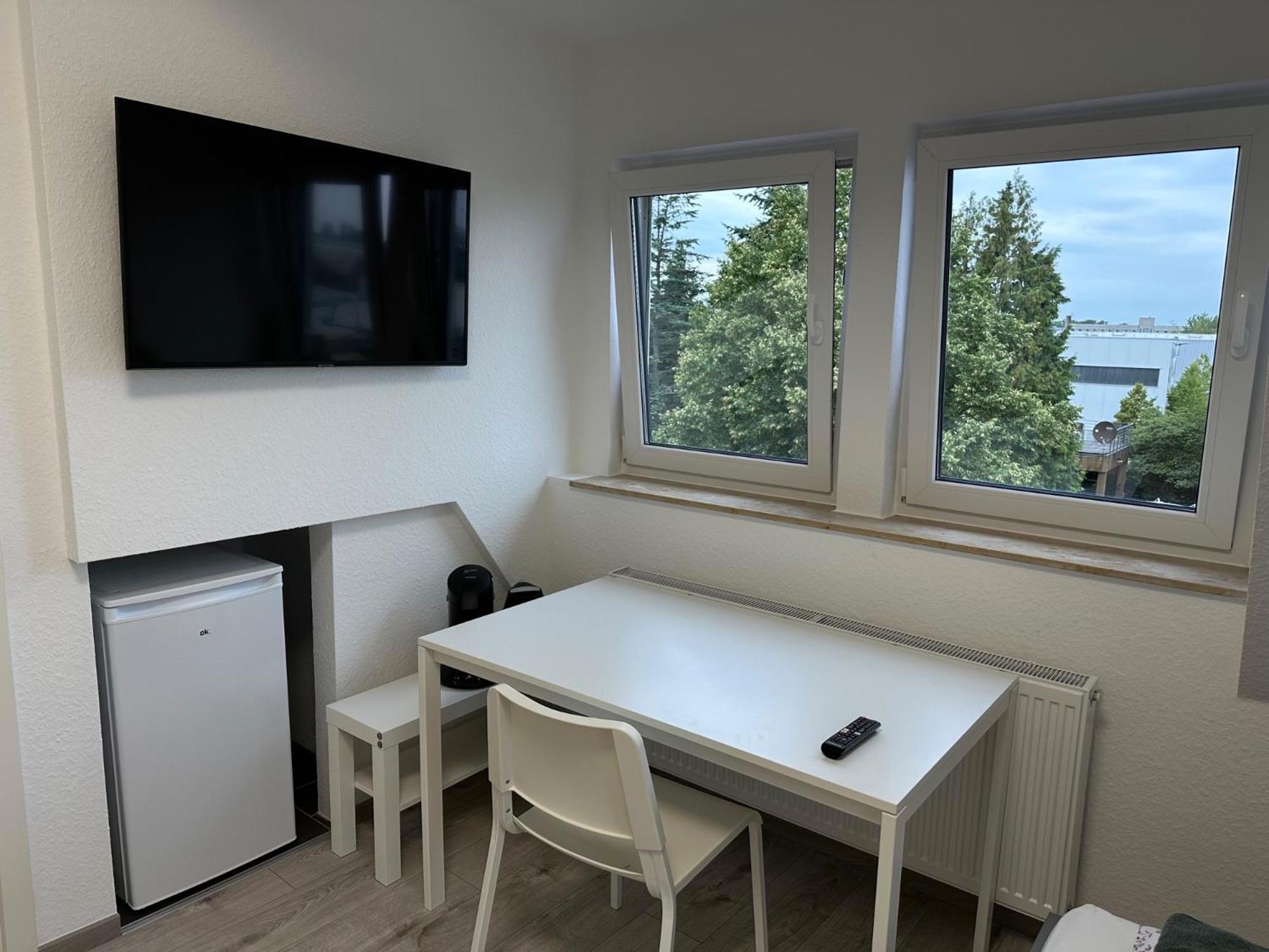 Apart-Hotel Rheinischer Hof Dormagen Buitenkant foto