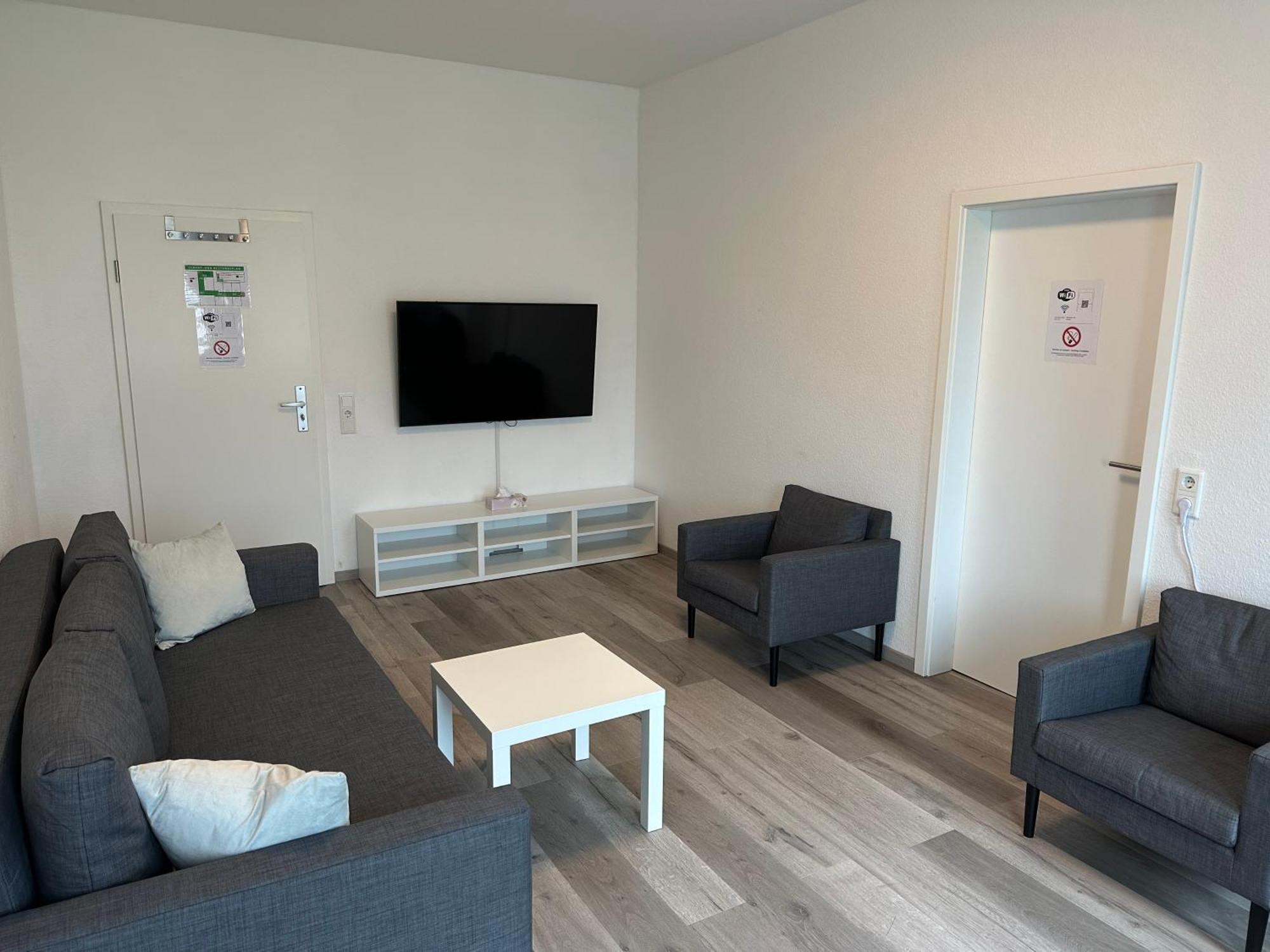 Apart-Hotel Rheinischer Hof Dormagen Buitenkant foto