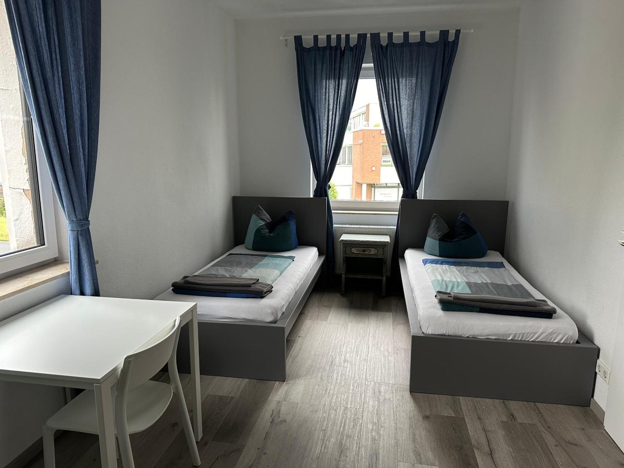 Apart-Hotel Rheinischer Hof Dormagen Buitenkant foto